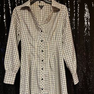 Versona Blue and White Plaid Long Sleeve Dress